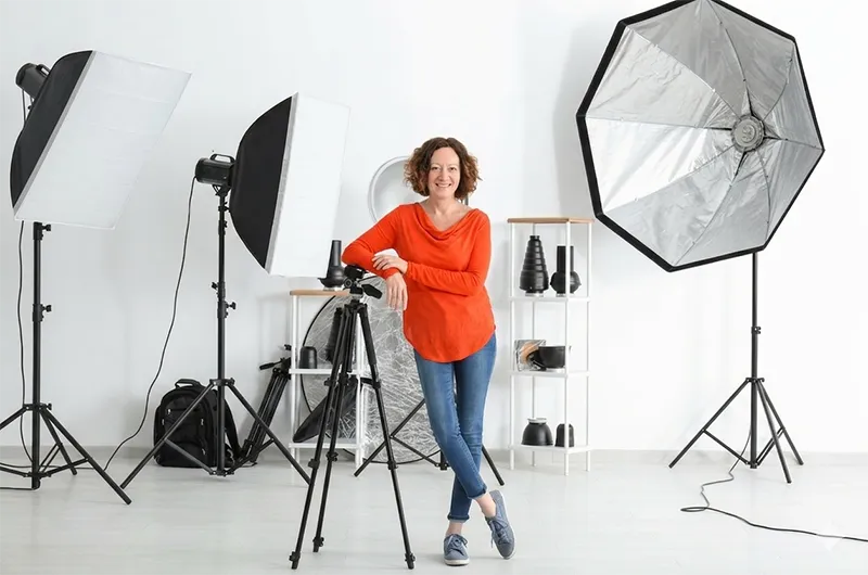 Wie du mit KI dein digitales Foto-Archiv für 12 Monate Branding-Content aufbaust. 1 Branding Content: Dein digitales Fotoarchiv für deine Website und Social Media mit KI - aber ohne den unechten KI-Touch